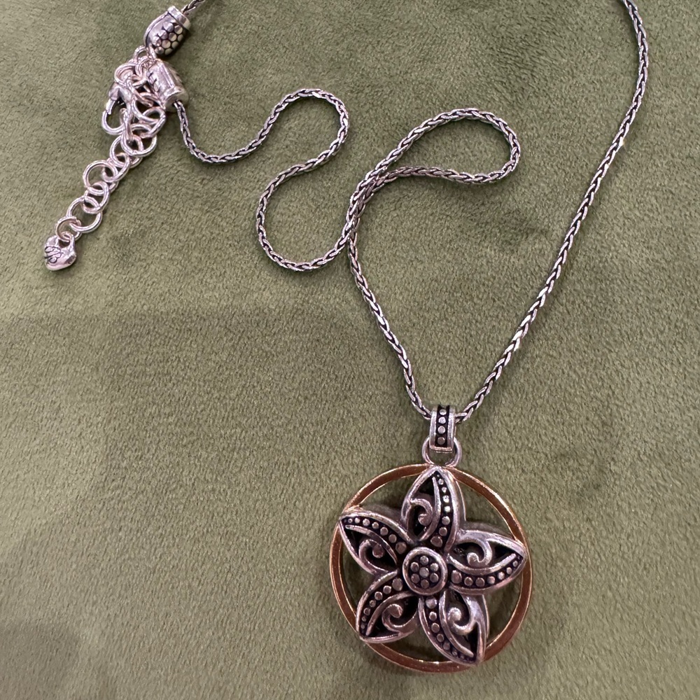 Brighton flower star Elegant Silver and Gold Pendant Necklace